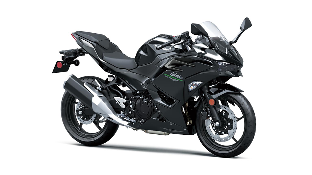 Kawasaki Ninja 500 Metallic Spark Black